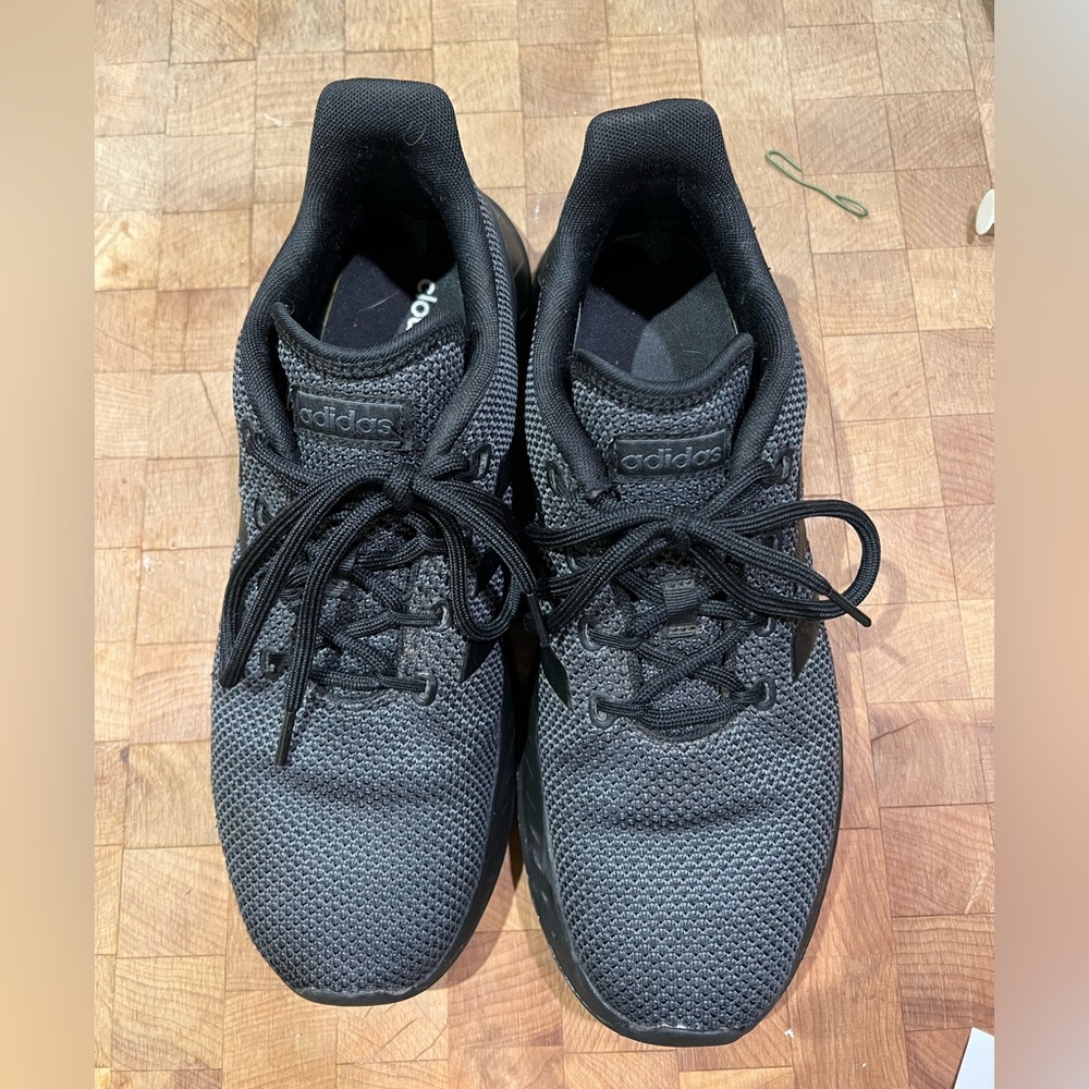 Adidas Men’s Black QUESTAR FLOW NXT SHOES - Picture 3 of 5